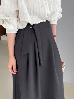 Elegant Knotted Midi Skirts