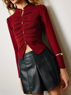 Elegant Pleated Slit Slim Blouse