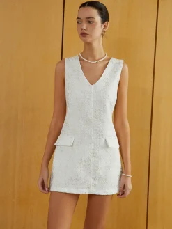 Elegant Sleeveless V-Neck Short Dress