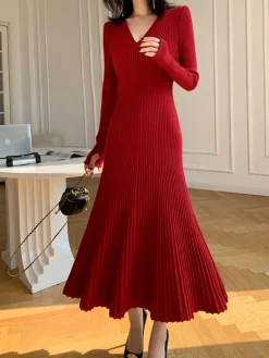 Elegant V-Neck Pleated Dress