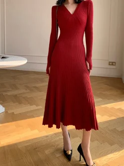 Elegant V-Neck Pleated Dress