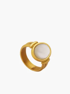 Elegant White Sea Shells Ring