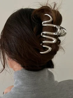 Essential Hair Claw