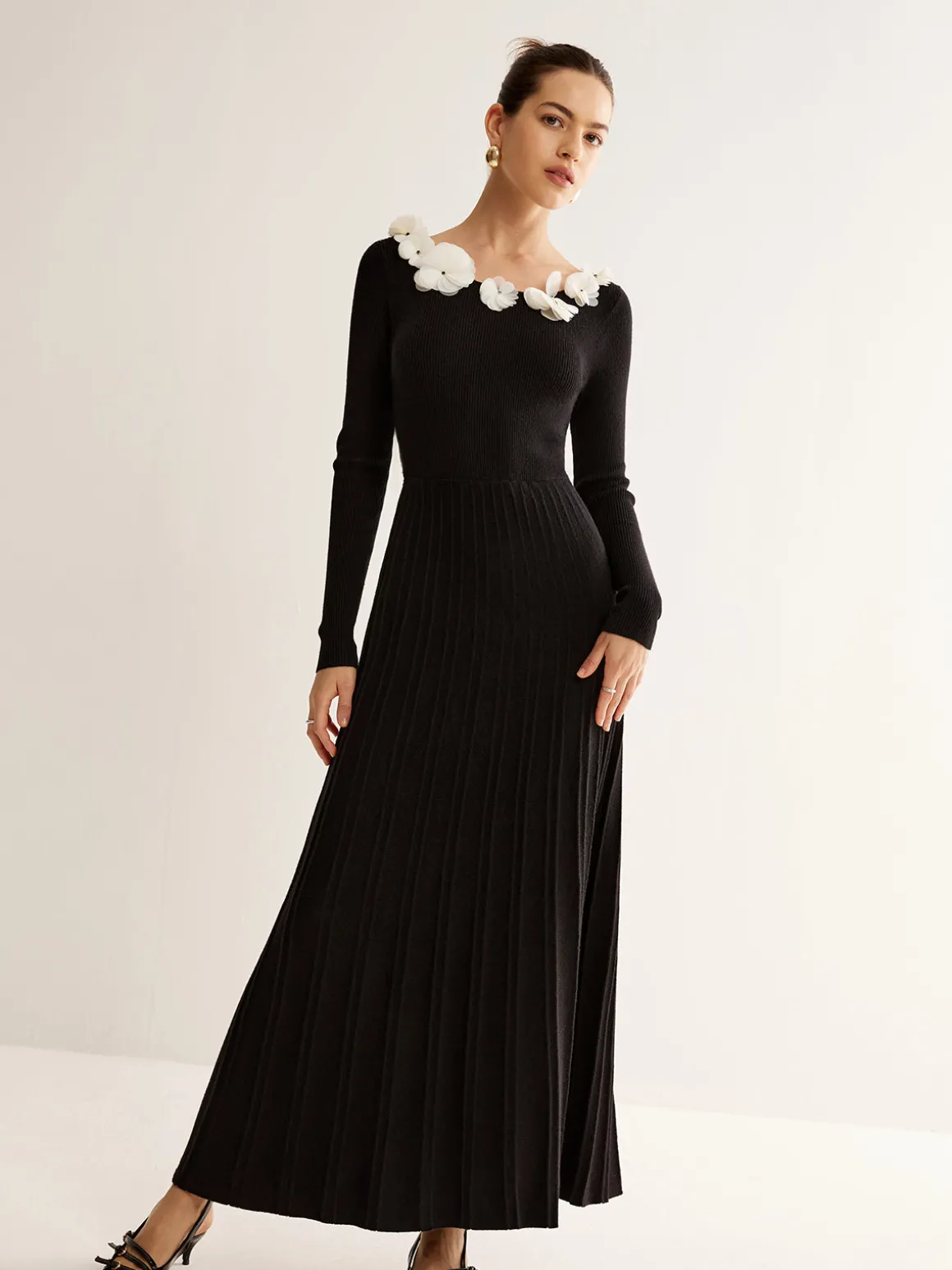Floral Decor Pleated Sweater Dress