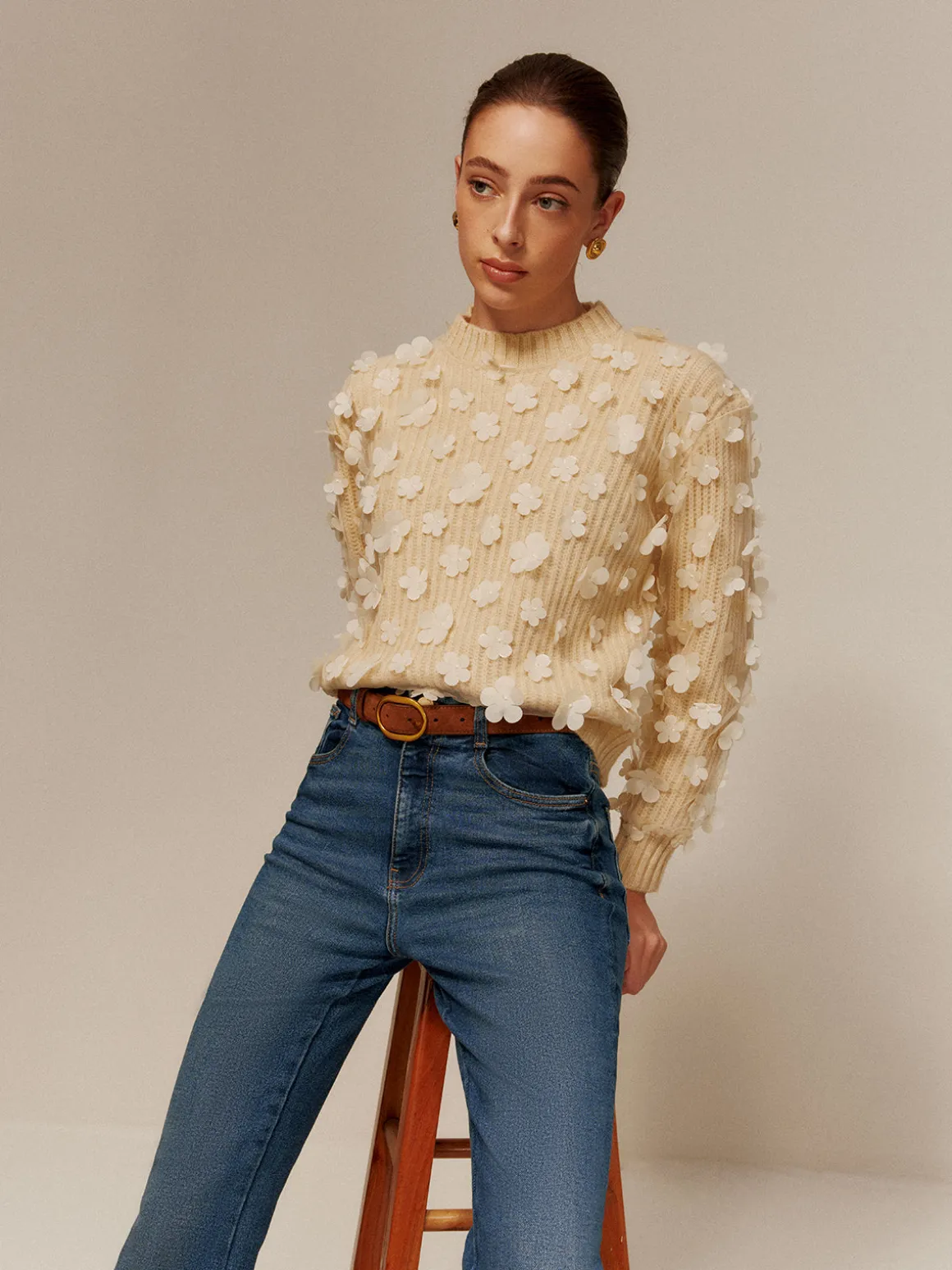 Floral-Decor Short Sweater
