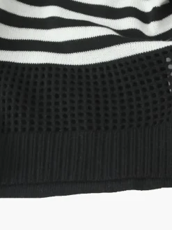 Geometric Color Block Breasted Knit Top