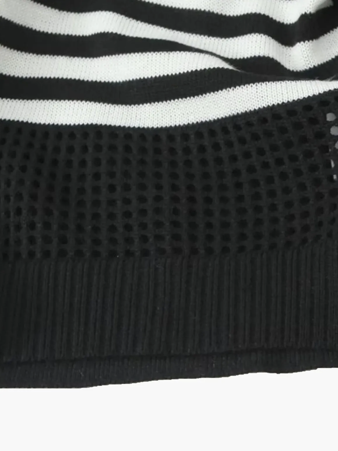 Geometric Color Block Breasted Knit Top