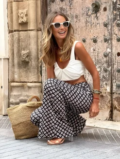 Geometrical Print Flare Pants