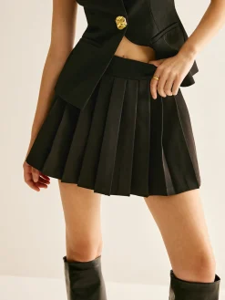 Golden Button Piping Vest