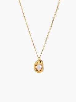 Golden Decor Pearl Pendant Necklace