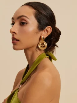 Golden Round Earrings