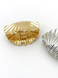 Golden Shell Hair Claw