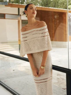 Hollow Out Off-Shoulder Maxi Dress With A Shawl