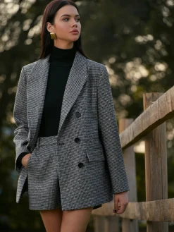 Houndstooth Button Tweed Blazer