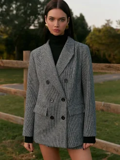 Houndstooth Button Tweed Blazer