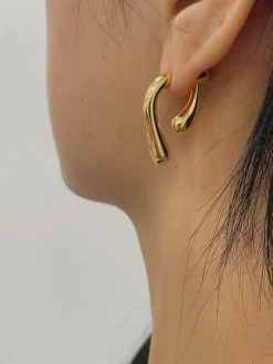 Irregular Twist Stud Earrings