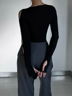 Keyhole Cutout Long Sleeve Bodysuit