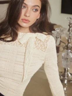 Lace Bow Textured Slim Blouse