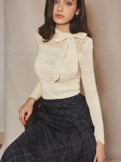 Lace Bow Textured Slim Blouse