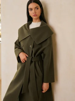 Large Collar Belted Tweed Coat