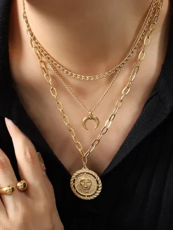 Layering Moon Lion Circle Pendant Necklace