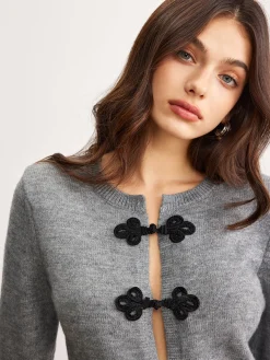 Leisure Chinese Knot Button Cardigan