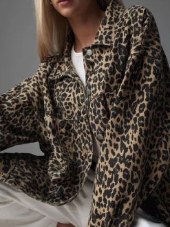 Leopard Printed Button Blazer