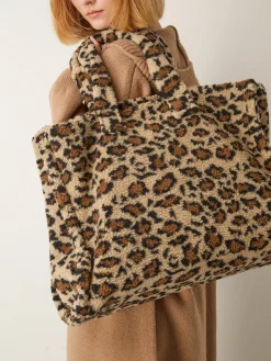Leopard Printed Fuzzy Shoulder Bag