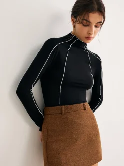 Lettuce Trim Contrast Piping Slim Blouse