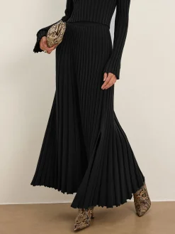 Lettuce Trim Pleated Sweater Skirt