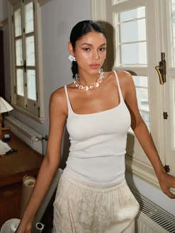 Low Cut Cami Tank Top