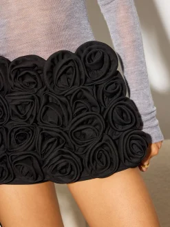 Mid-Waist Rosette Skort