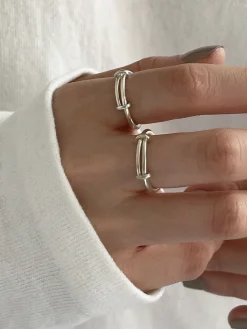 Minimalism Adjustable Ring