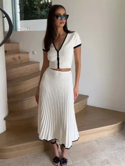 Minimalism Contrast Trim Sweater Skirt Set