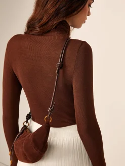 Minimalist Croissant Crossbody Bag