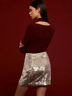 Minimalist Jersey Top With Scarf