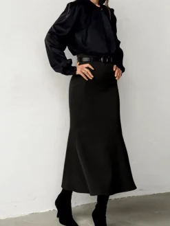 Minimalist Plain Skirt Without Belt