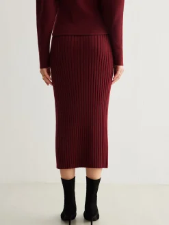 Minimalist Ribbed Sweater Skirt
