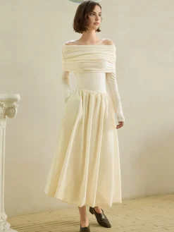 Off-Shoulder Bud Waist Pleated Knit Dress