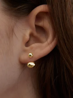 Oval Bean Stud arrings