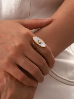 Oval Pearl Decor Ring