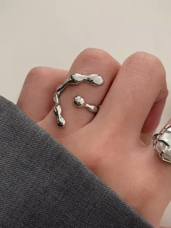 1pc Minimalist Crescent Moon Ring