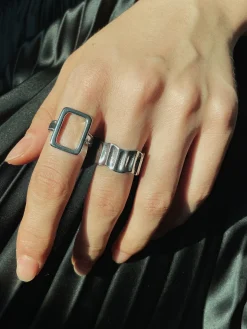 2pcs Geometric Silver Ribbed Ring