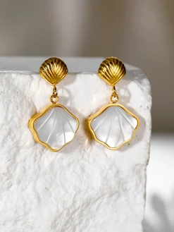Pearl Seashell Golden Earrings