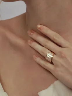 Pinctada Decor Ring