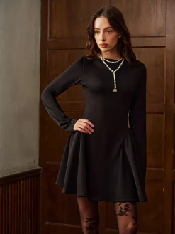 Plain Long Sleeve Pleated Short Dress