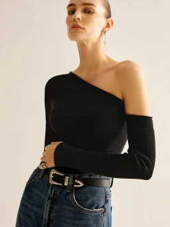 Plain One-Shoulder Knit Top