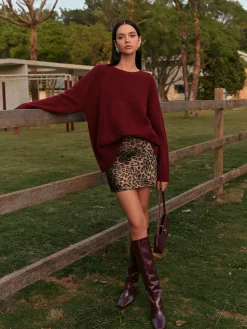 Plain Shift Sweater With Scarf