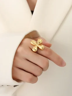 Retro Flower Chunky Ring