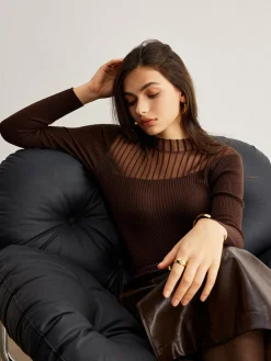 Retro Wool-Blend Panel Slim Sweater